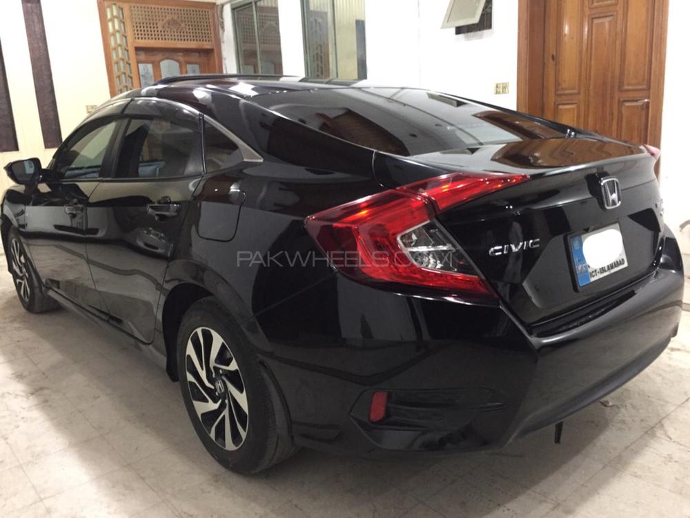 Honda Civic 2018 for Sale in Lahore Honda Civic 2018 for Sale in Lahore Image-11