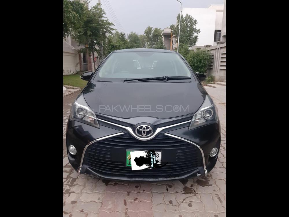 Toyota Yaris 2015 for Sale in Lahore Image-1