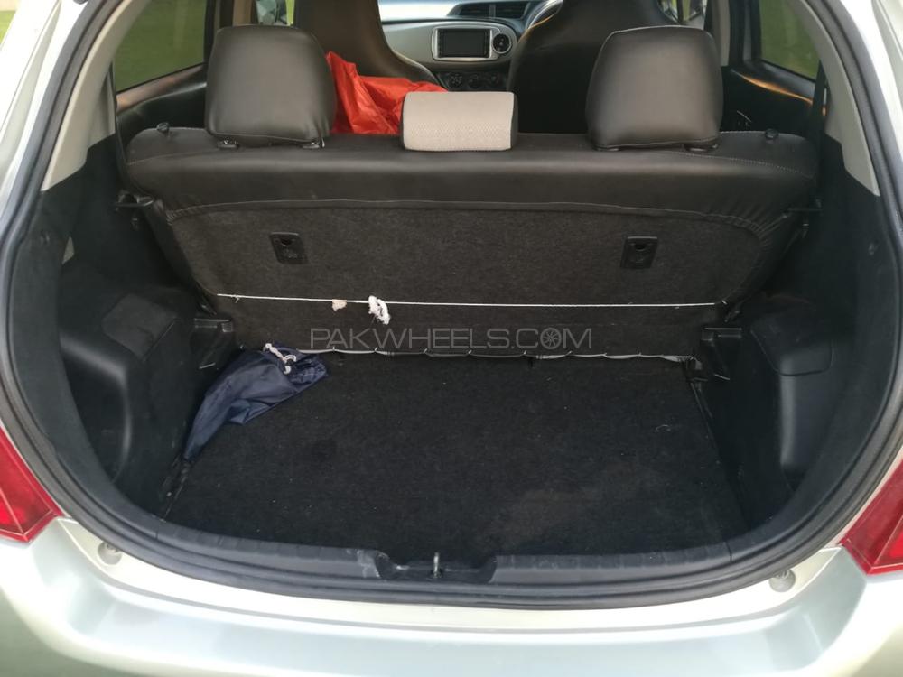 Toyota Vitz 2013 for Sale in Peshawar Toyota Vitz 2013 for Sale in Peshawar Image-2
