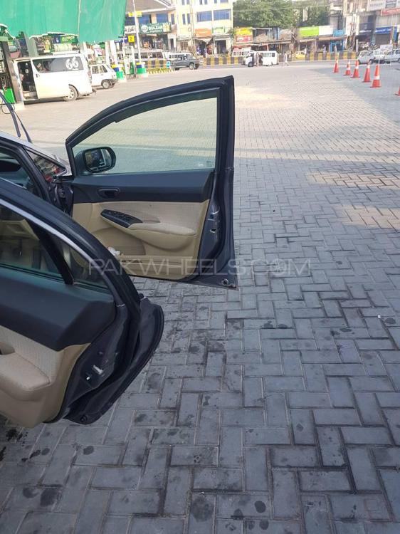 Honda Civic 2009 for Sale in Mandi bahauddin Honda Civic 2009 for Sale in Mandi bahauddin Image-4