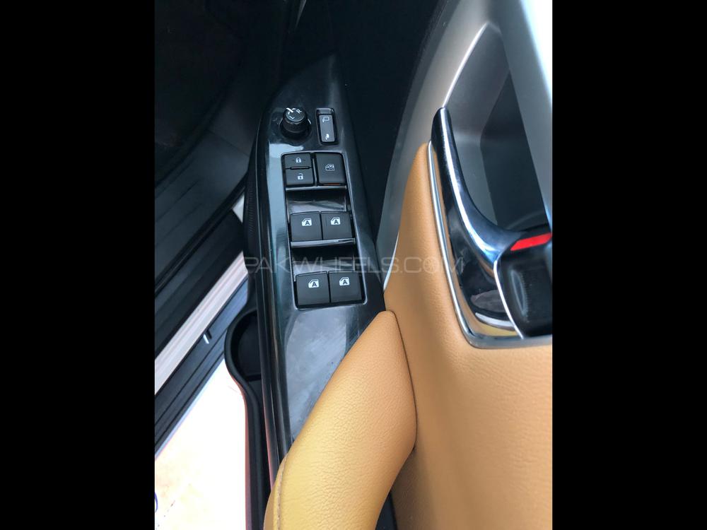 Toyota Fortuner 2018 for Sale in Multan Toyota Fortuner 2018 for Sale in Multan Image-5