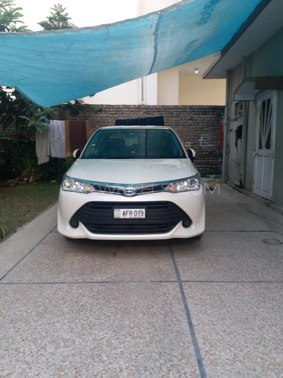 Toyota Corolla Axio 2016 for Sale in Abbottabad Image-1