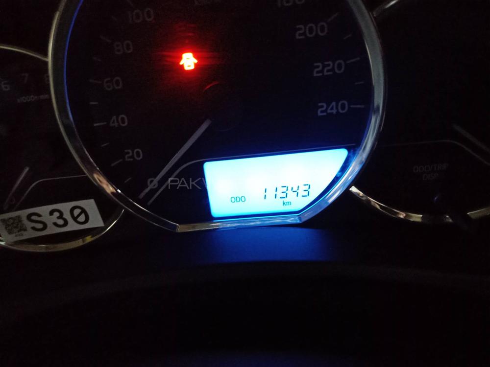 Toyota Corolla 2019 for Sale in Lahore Toyota Corolla 2019 for Sale in Lahore Image-7