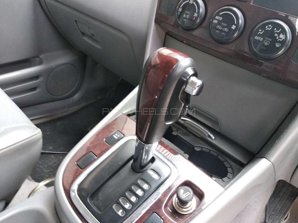 Suzuki Vitara 2005 for Sale in Lahore Suzuki Vitara 2005 for Sale in Lahore Image-9