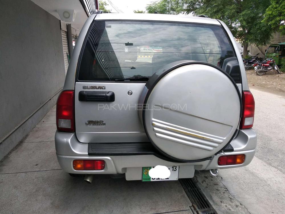 Suzuki Vitara 2005 for Sale in Lahore Suzuki Vitara 2005 for Sale in Lahore Image-17