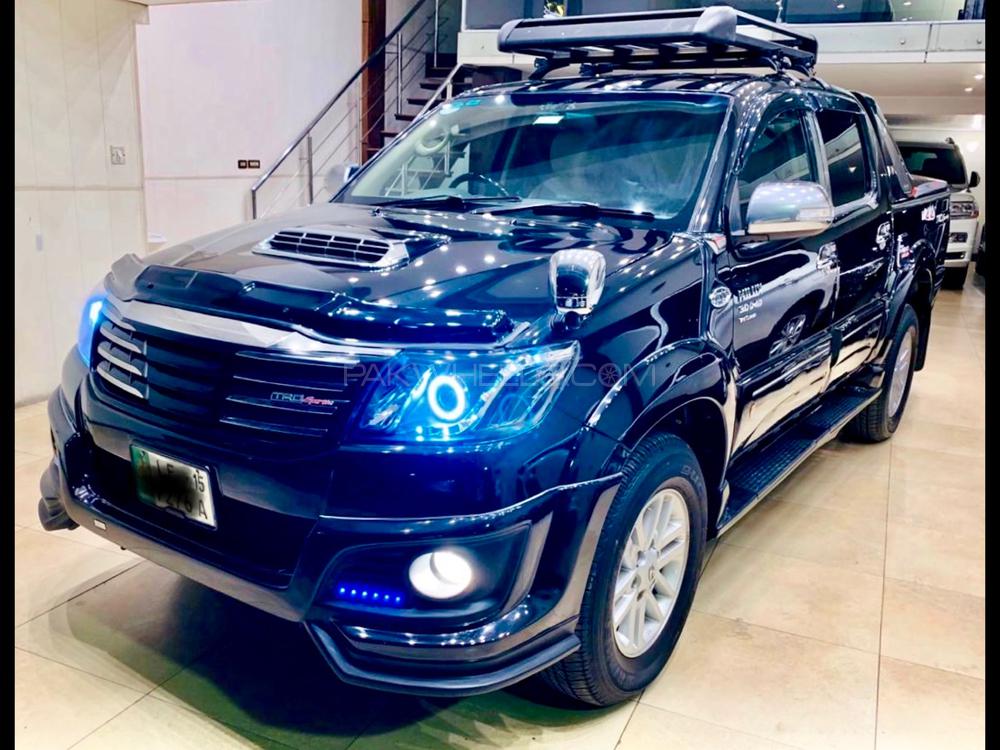 Toyota Hilux 2012 for Sale in Lahore Toyota Hilux 2012 for Sale in Lahore Image-2