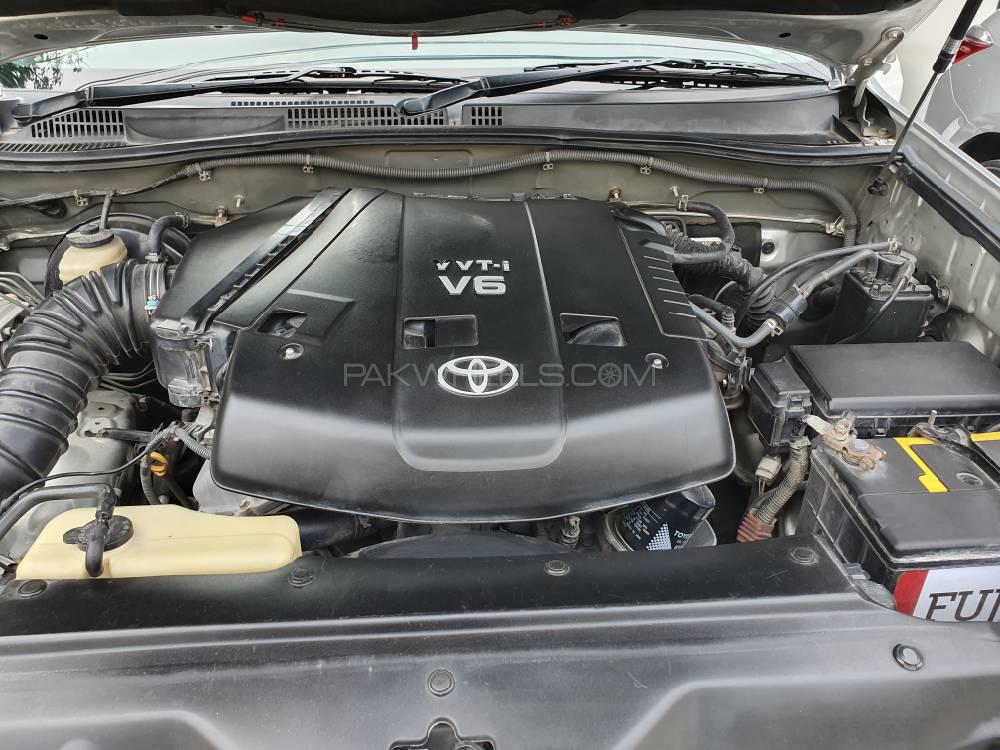 Toyota Prado 2006 for Sale in Peshawar Toyota Prado 2006 for Sale in Peshawar Image-4