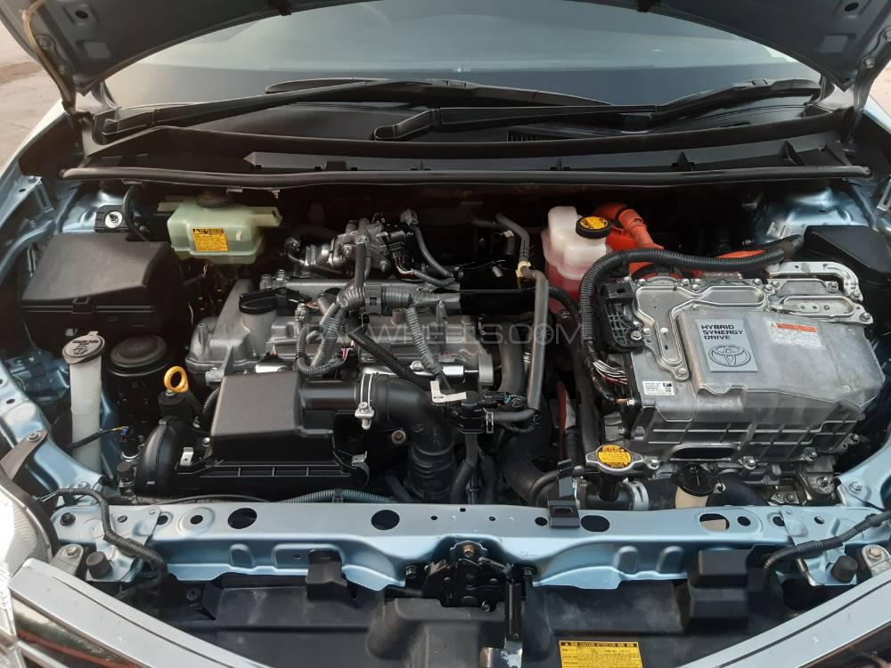 Toyota Corolla Fielder 2014 for Sale in Peshawar Toyota Corolla Fielder 2014 for Sale in Peshawar Image-9