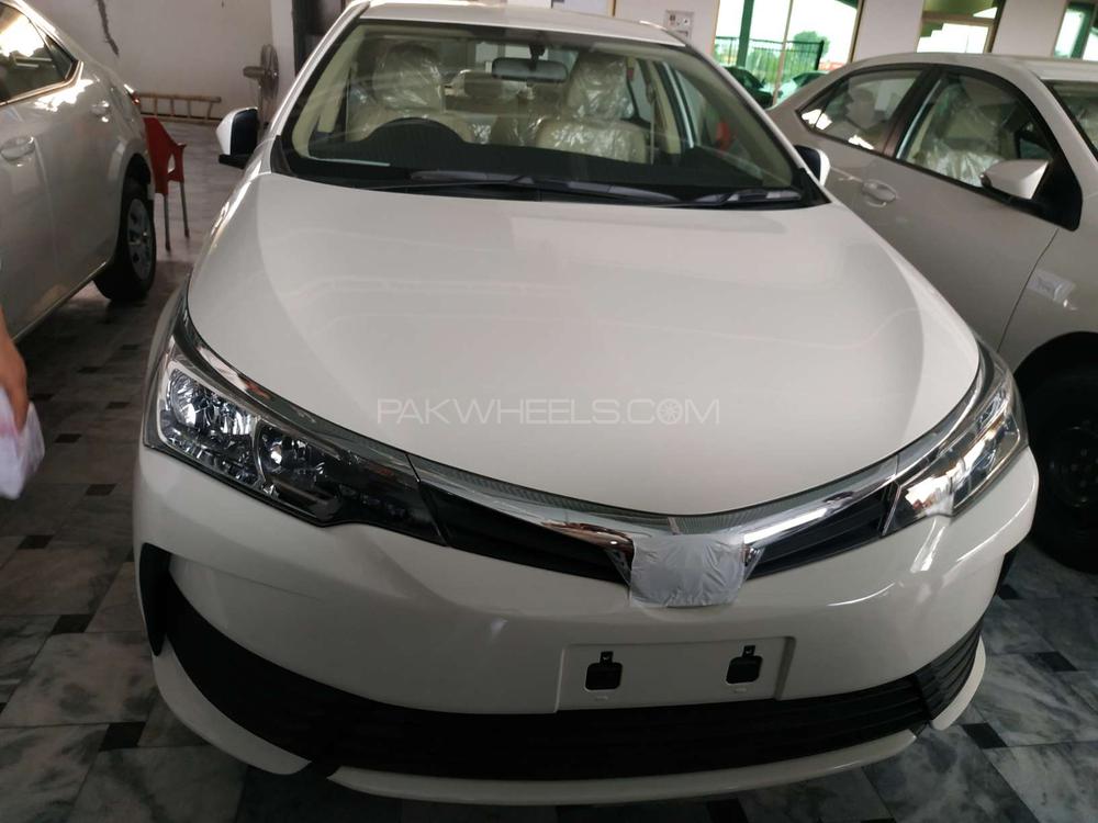 Toyota Corolla 2019 for Sale in Peshawar Image-1