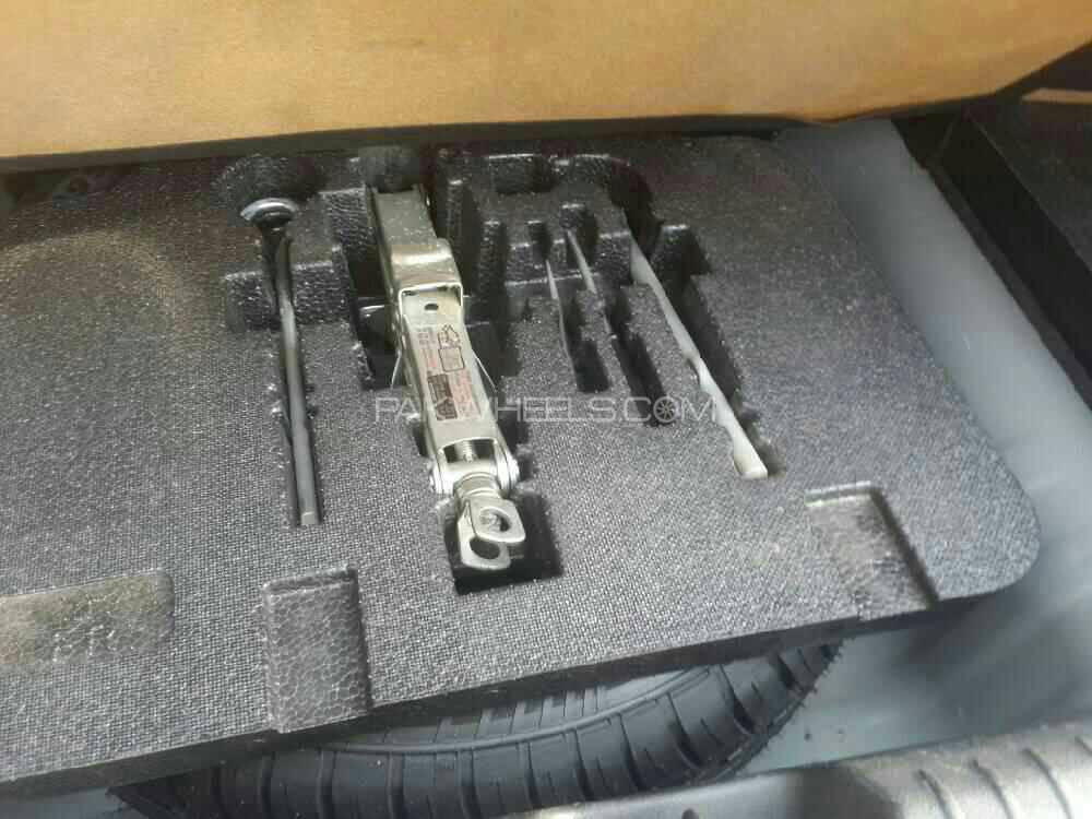 Honda Civic 2010 for Sale in Gujrat Honda Civic 2010 for Sale in Gujrat Image-3