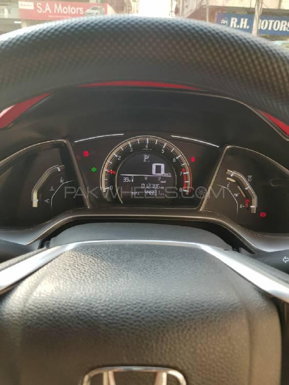 Honda Civic 2018 for Sale in Karachi Honda Civic 2018 for Sale in Karachi Image-11