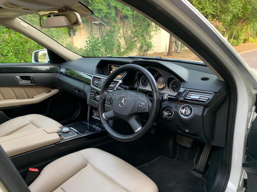 Mercedes Benz E Class 2012 for Sale in Lahore Mercedes Benz E Class 2012 for Sale in Lahore Image-7