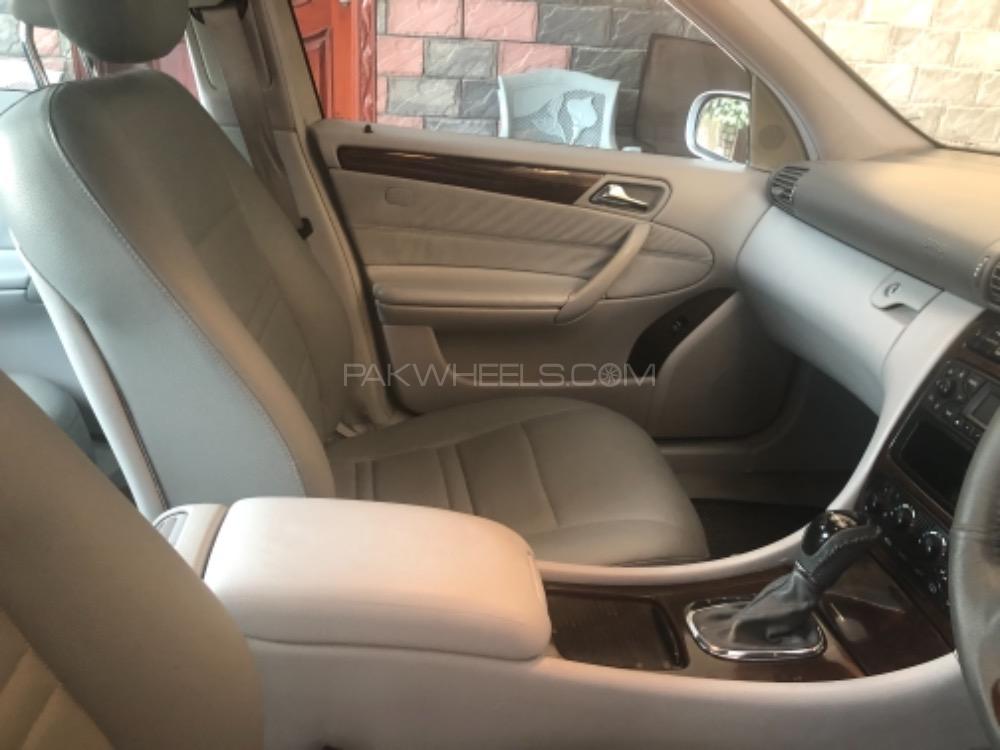 Mercedes Benz C Class 2003 for Sale in Rawalpindi Mercedes Benz C Class 2003 for Sale in Rawalpindi Image-7