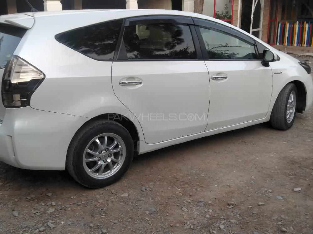 Toyota Prius 2014 for Sale in Peshawar Toyota Prius 2014 for Sale in Peshawar Image-3