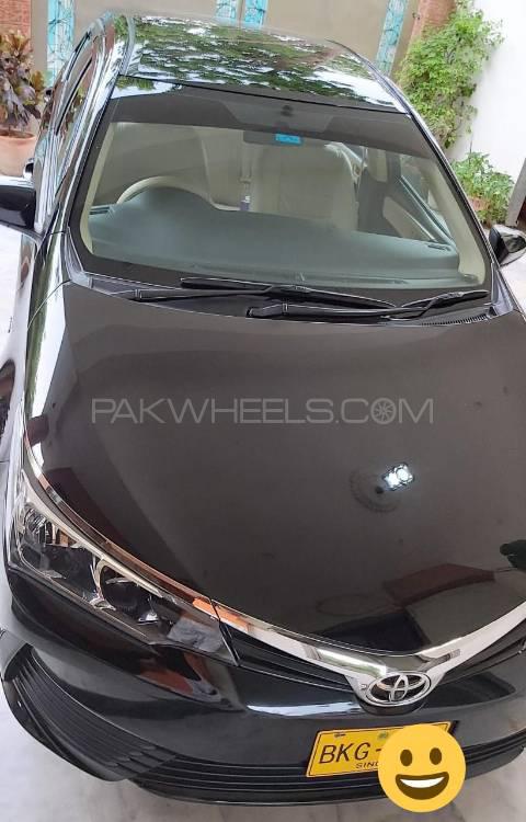 Toyota Corolla 2017 for Sale in Karachi Image-1