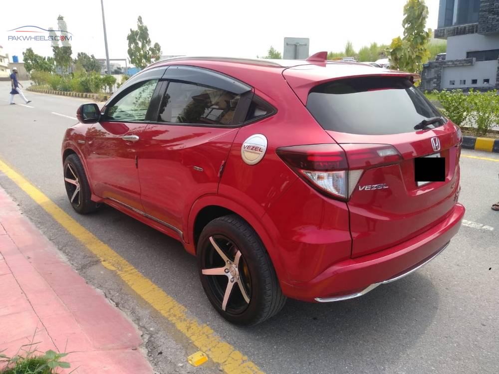 Honda Vezel 2015 for Sale in Islamabad Honda Vezel 2015 for Sale in Islamabad Image-6
