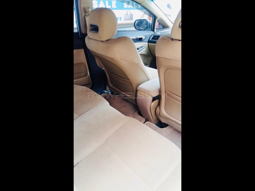 Honda Civic 2012 for Sale in Gujranwala Honda Civic 2012 for Sale in Gujranwala Image-10