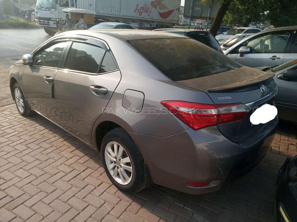 Toyota Corolla 2015 for Sale in Gujranwala Toyota Corolla 2015 for Sale in Gujranwala Image-4