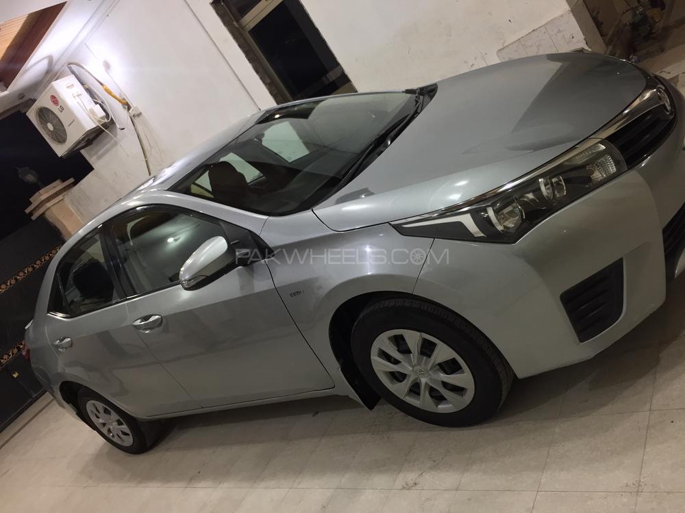 Toyota Corolla 2015 for Sale in Lahore Toyota Corolla 2015 for Sale in Lahore Image-6