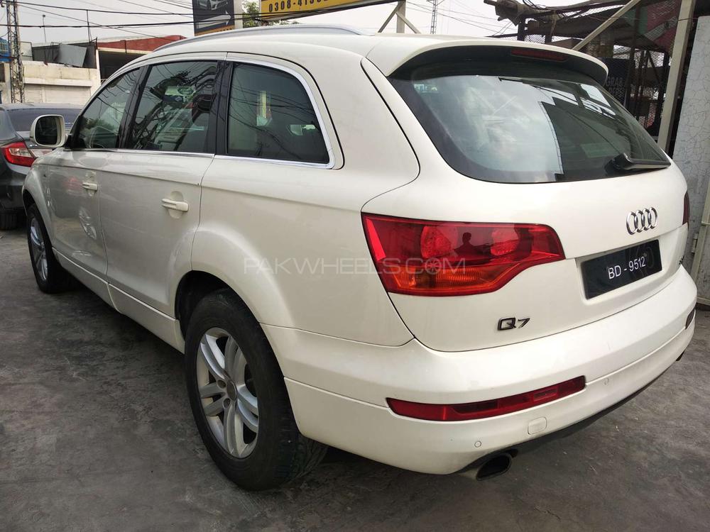 Audi Q7 2007 for Sale in Lahore Audi Q7 2007 for Sale in Lahore Image-17
