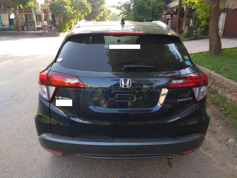 Honda Vezel 2017 for Sale in Islamabad Honda Vezel 2017 for Sale in Islamabad Image-6