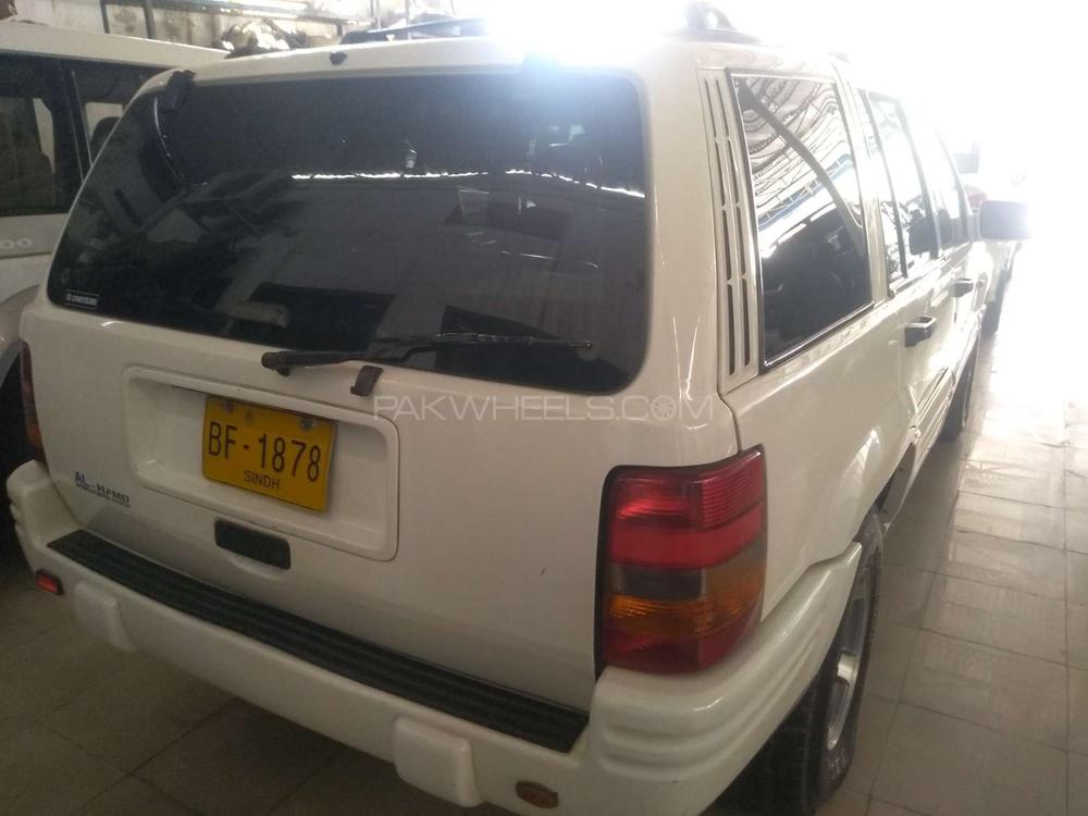 Jeep Cherokee 1996 for Sale in Multan Jeep Cherokee 1996 for Sale in Multan Image-7