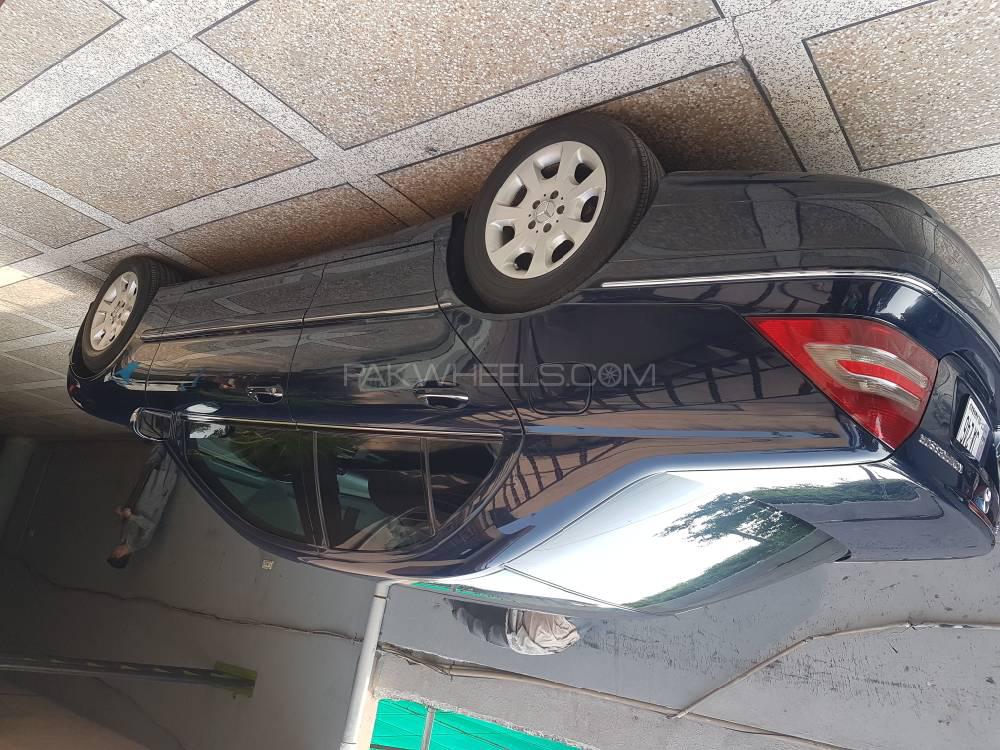 Mercedes Benz C Class 2005 for Sale in Lahore Mercedes Benz C Class 2005 for Sale in Lahore Image-11