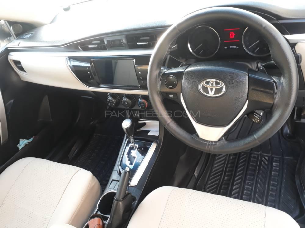 Toyota Corolla 2015 for Sale in Rawalpindi Toyota Corolla 2015 for Sale in Rawalpindi Image-4