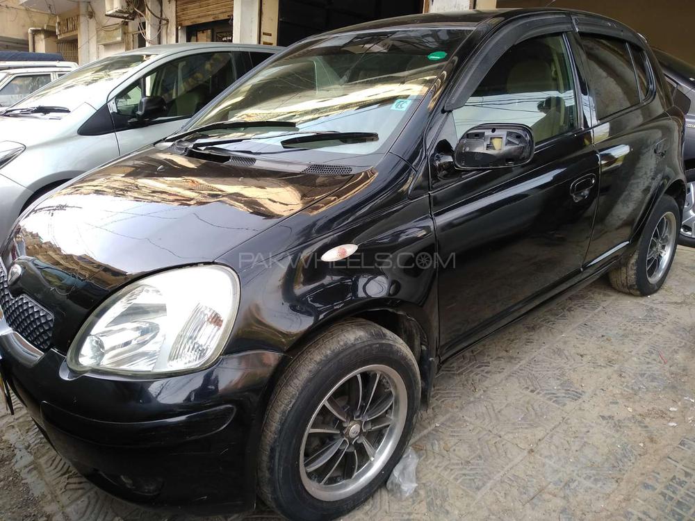 Toyota Vitz 2004 for Sale in Karachi Image-1