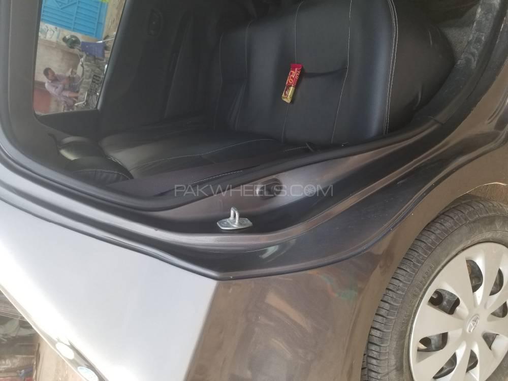 Toyota Vitz 2012 for Sale in Karachi Toyota Vitz 2012 for Sale in Karachi Image-10