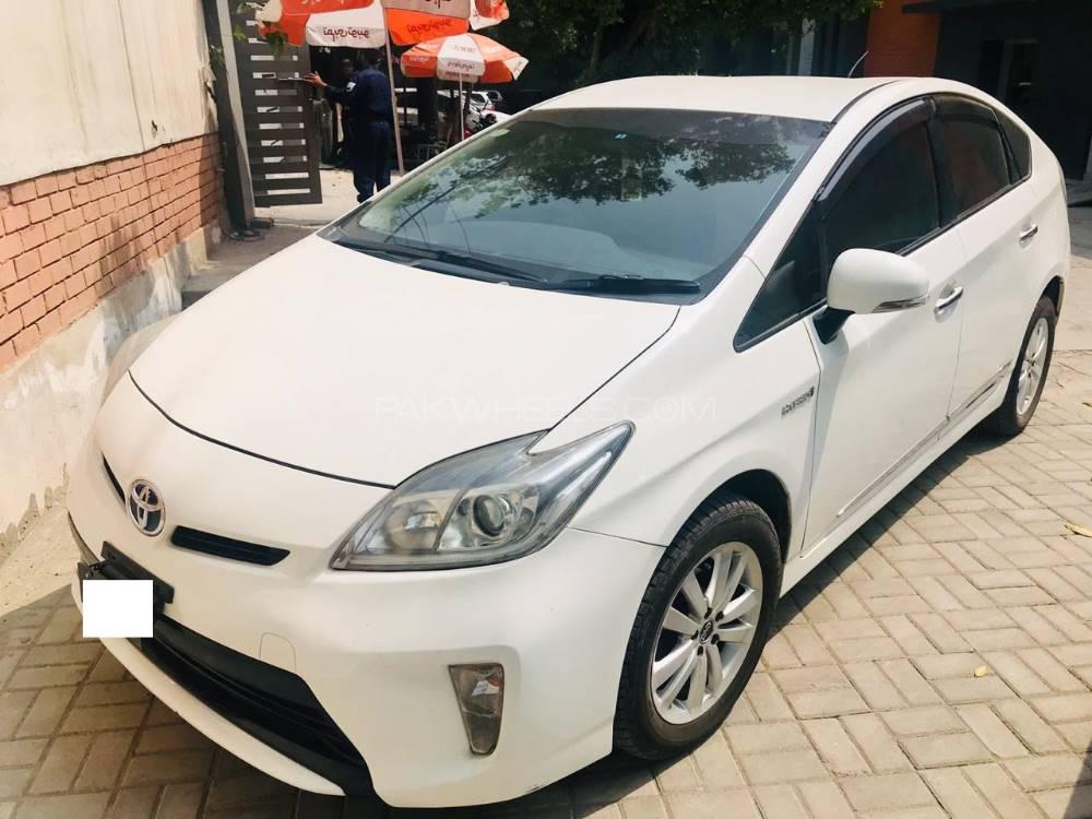 Toyota Prius 2012 for Sale in Peshawar Toyota Prius 2012 for Sale in Peshawar Image-5