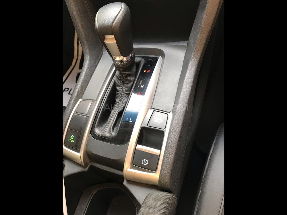 Honda Civic 2017 for Sale in Karachi Honda Civic 2017 for Sale in Karachi Image-6