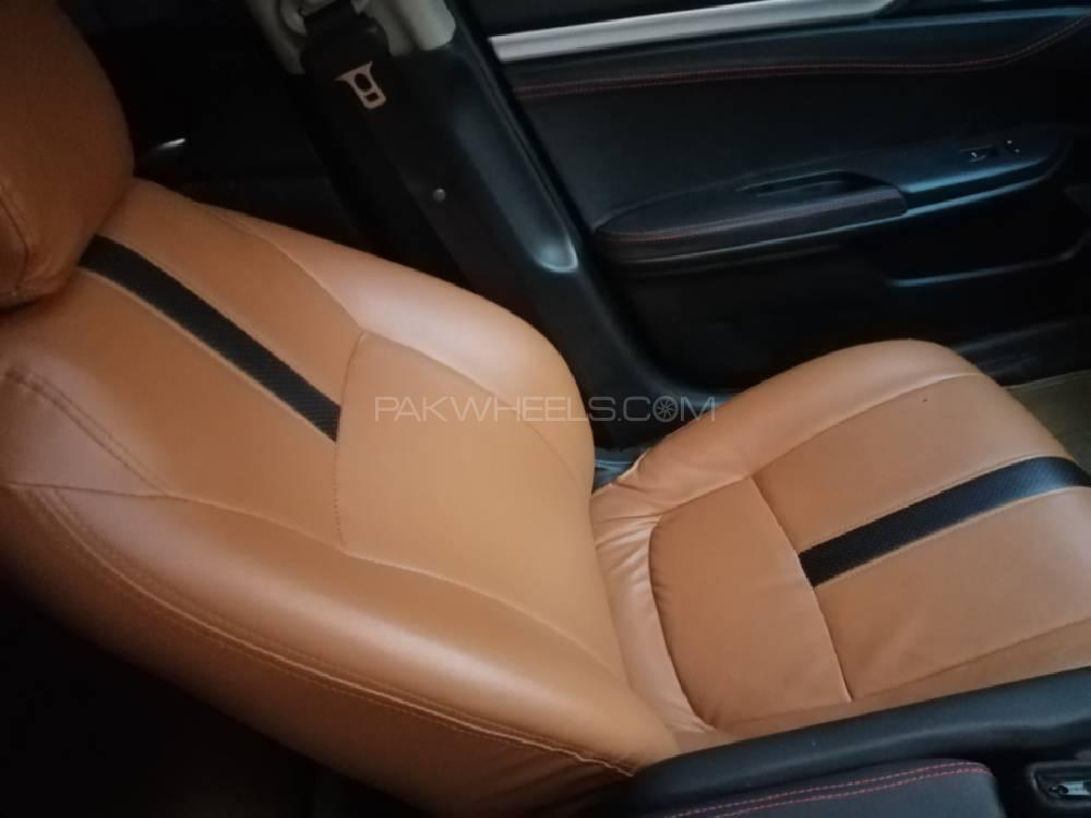 Honda Civic 2018 for Sale in Multan Honda Civic 2018 for Sale in Multan Image-9