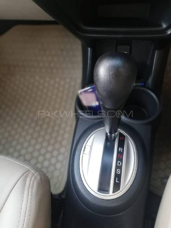 Honda BR-V 2017 for Sale in Multan Honda BR-V 2017 for Sale in Multan Image-9