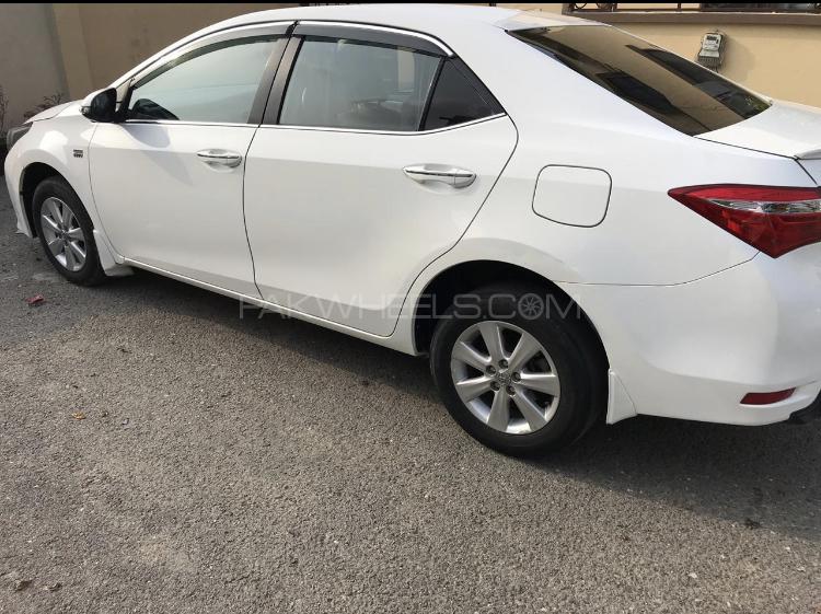 Toyota Corolla 2017 for Sale in Lahore Toyota Corolla 2017 for Sale in Lahore Image-6