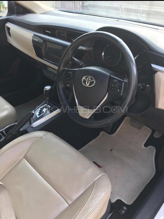 Toyota Corolla 2017 for Sale in Lahore Toyota Corolla 2017 for Sale in Lahore Image-2