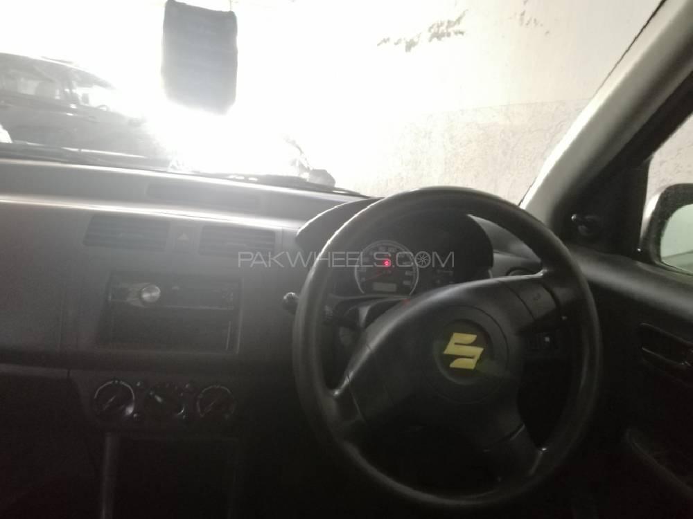 Suzuki Swift 2011 for Sale in Sialkot Suzuki Swift 2011 for Sale in Sialkot Image-5