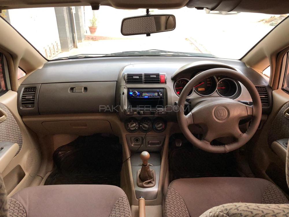 Honda City 2005 for Sale in Hyderabad Honda City 2005 for Sale in Hyderabad Image-4