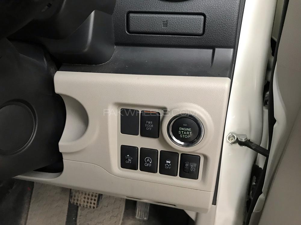 Toyota Passo 2016 for Sale in Peshawar Toyota Passo 2016 for Sale in Peshawar Image-4