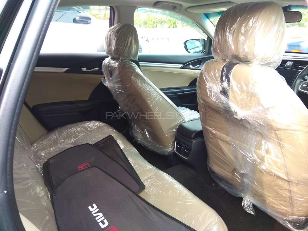 Honda Civic 2018 for Sale in Lahore Honda Civic 2018 for Sale in Lahore Image-8