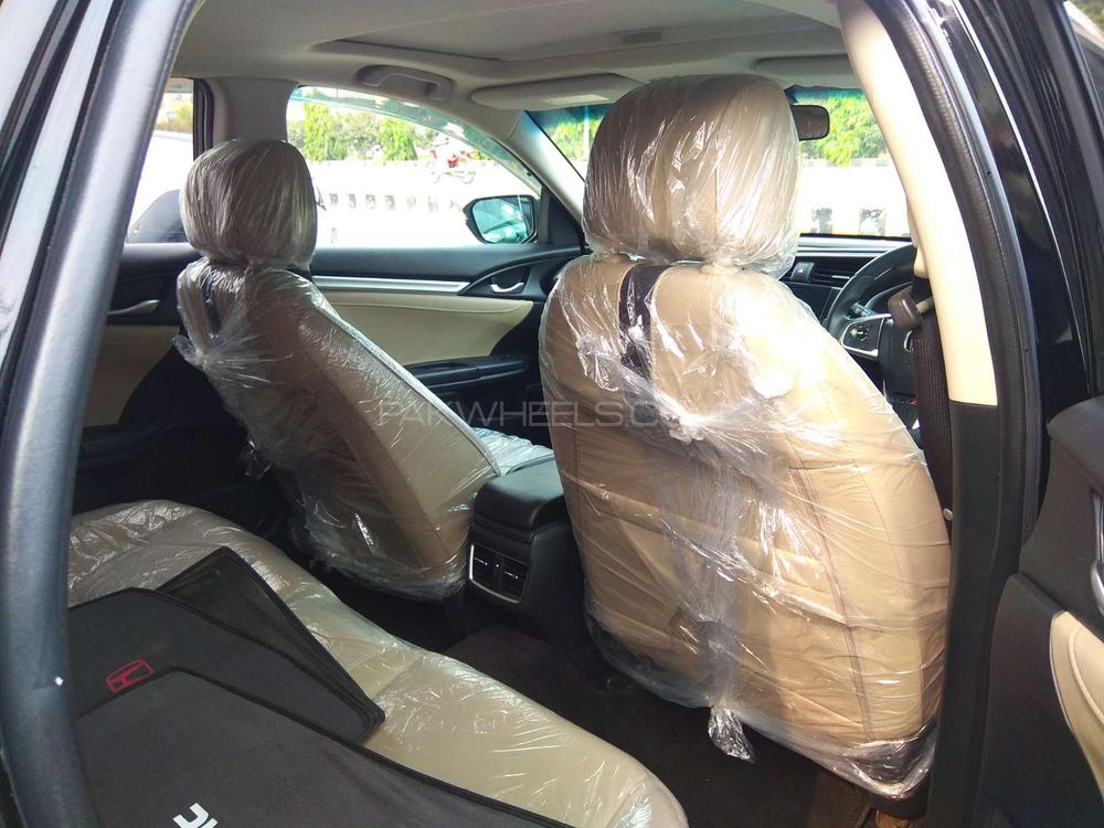 Honda Civic 2018 for Sale in Lahore Honda Civic 2018 for Sale in Lahore Image-9