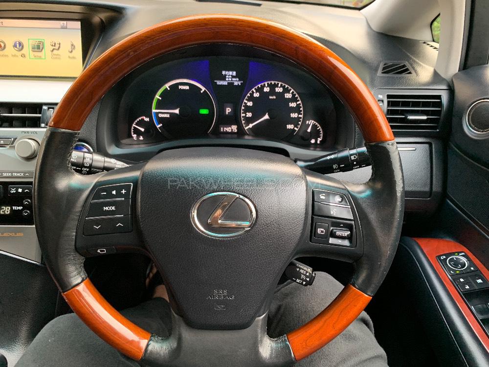 Lexus RX Series 2009 for Sale in Lahore Lexus RX Series 2009 for Sale in Lahore Image-18