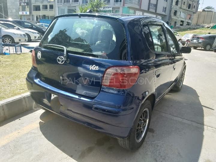 Toyota Vitz 2001 for Sale in Rawalpindi Image-1