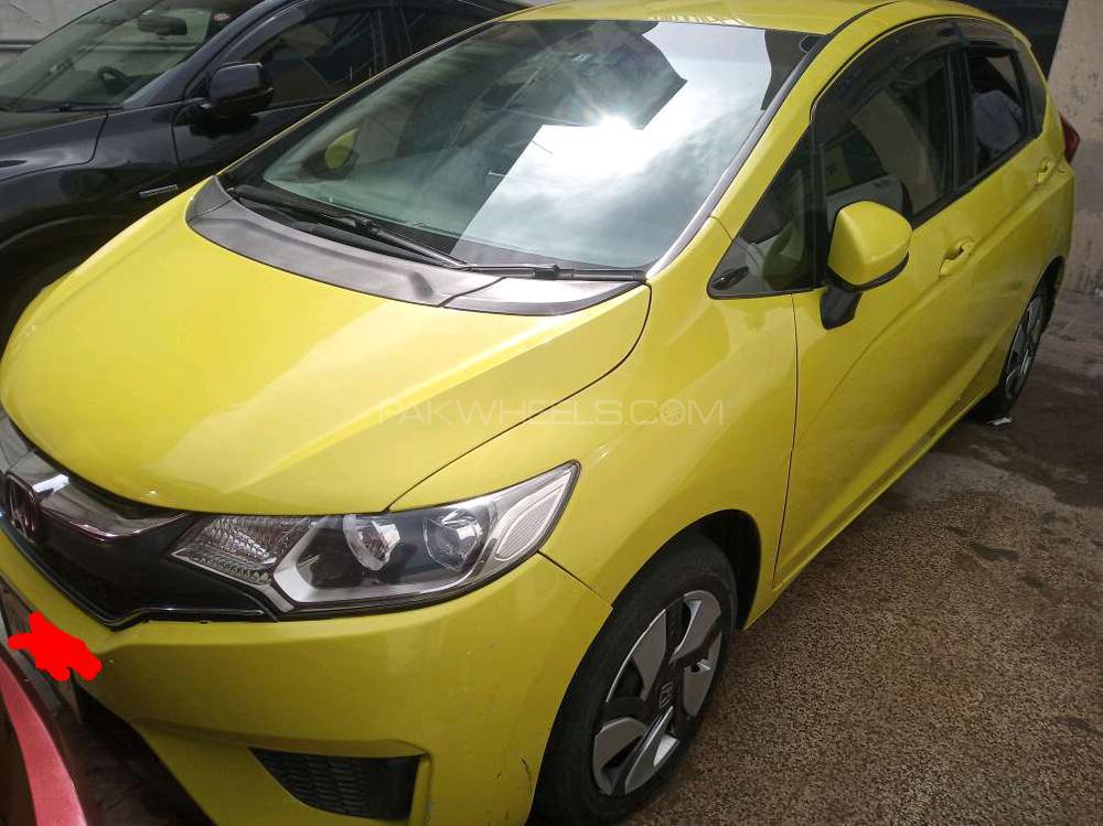 Honda Fit 2015 for Sale in Karachi Honda Fit 2015 for Sale in Karachi Image-2