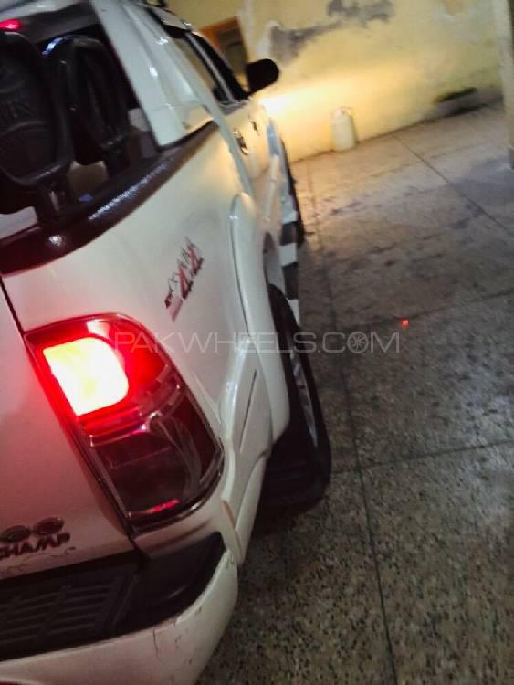 Toyota Hilux 2011 for Sale in Multan Image-1