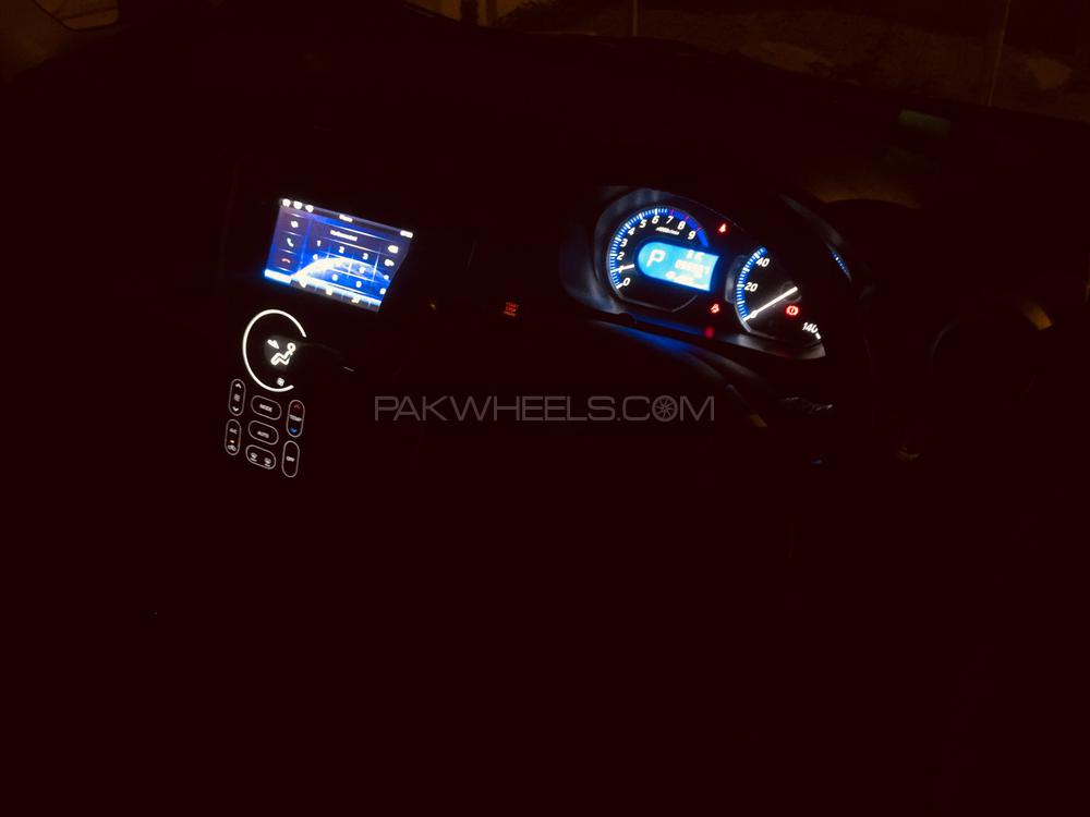 مٹسوبیشی ای کے کسٹم 2014 for Sale in کراچی مٹسوبیشی ای کے کسٹم 2014 for Sale in کراچی Image-15
