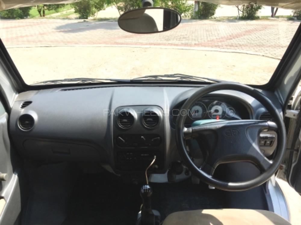 FAW X-PV 2012 for Sale in Fateh Jang FAW X-PV 2012 for Sale in Fateh Jang Image-5