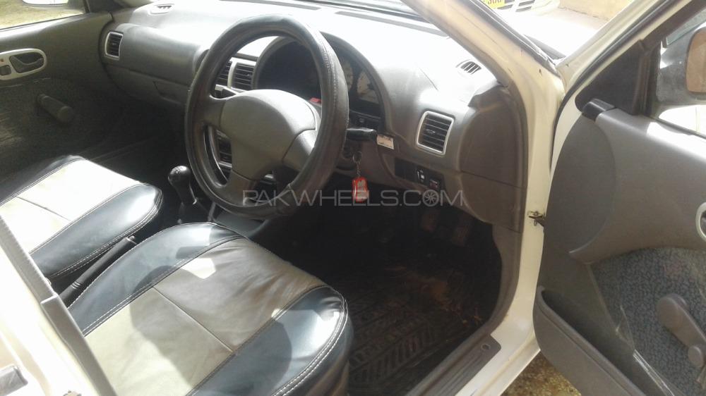 Suzuki Cultus 2011 for Sale in Hyderabad Suzuki Cultus 2011 for Sale in Hyderabad Image-8