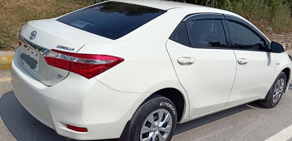 Toyota Corolla 2015 for Sale in Peshawar Toyota Corolla 2015 for Sale in Peshawar Image-3