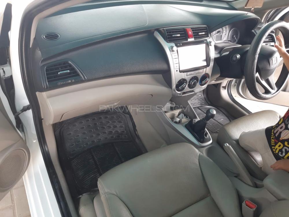 Honda City 2017 for Sale in Multan Honda City 2017 for Sale in Multan Image-6